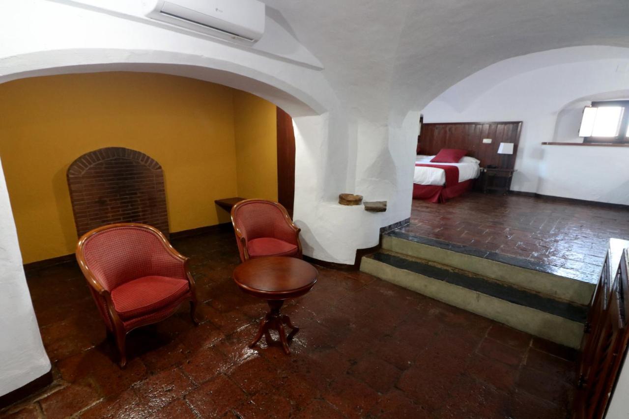 Hotel Monasterio De Rocamador Almendral Екстер'єр фото