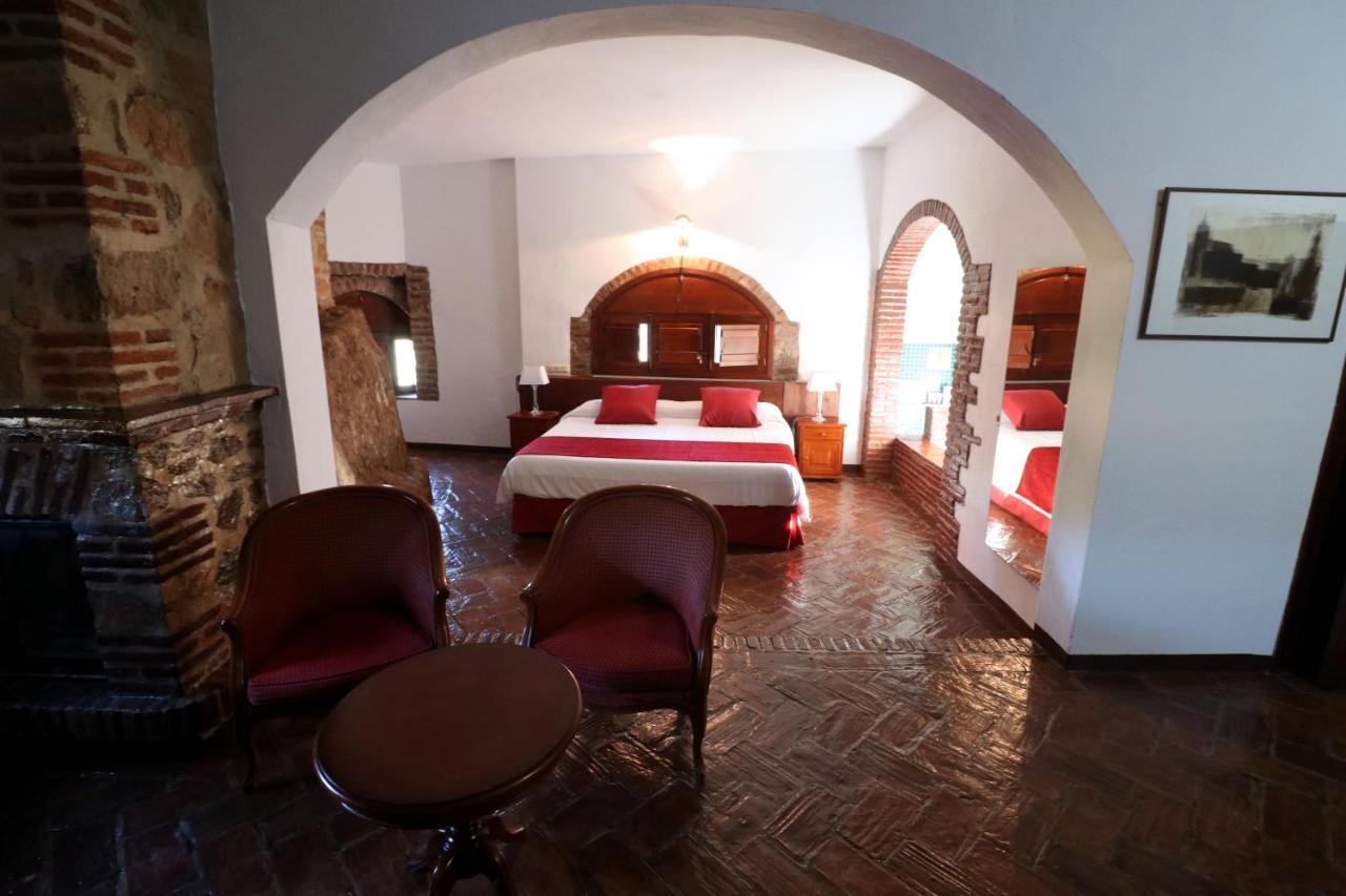 Hotel Monasterio De Rocamador Almendral Екстер'єр фото