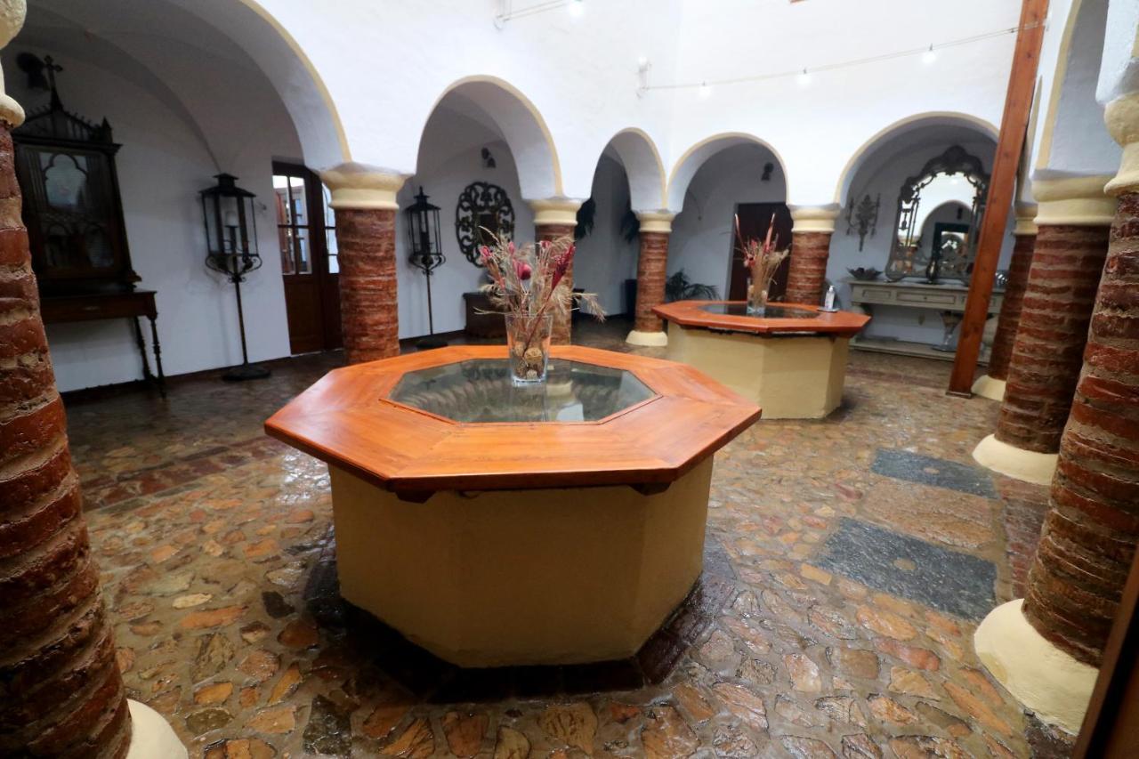 Hotel Monasterio De Rocamador Almendral Екстер'єр фото